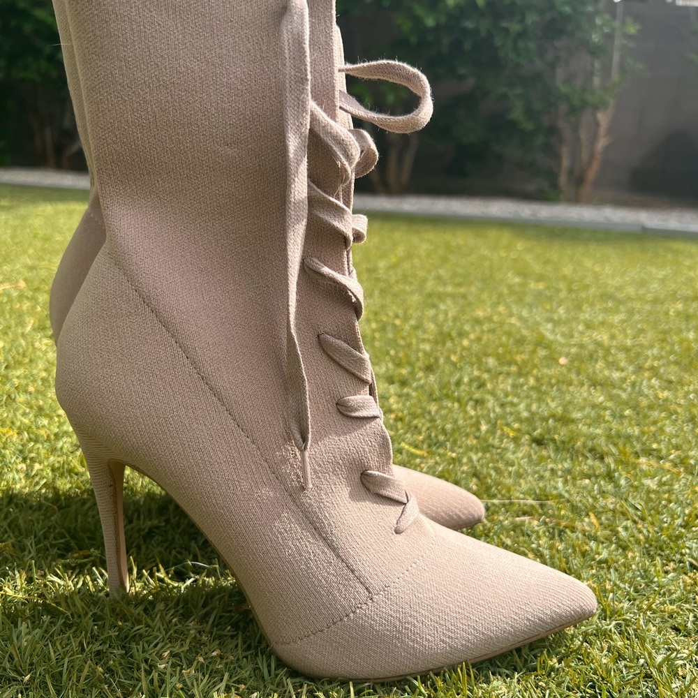 Steve Madden Tan Heeled Boots Lace-Up Stiletto